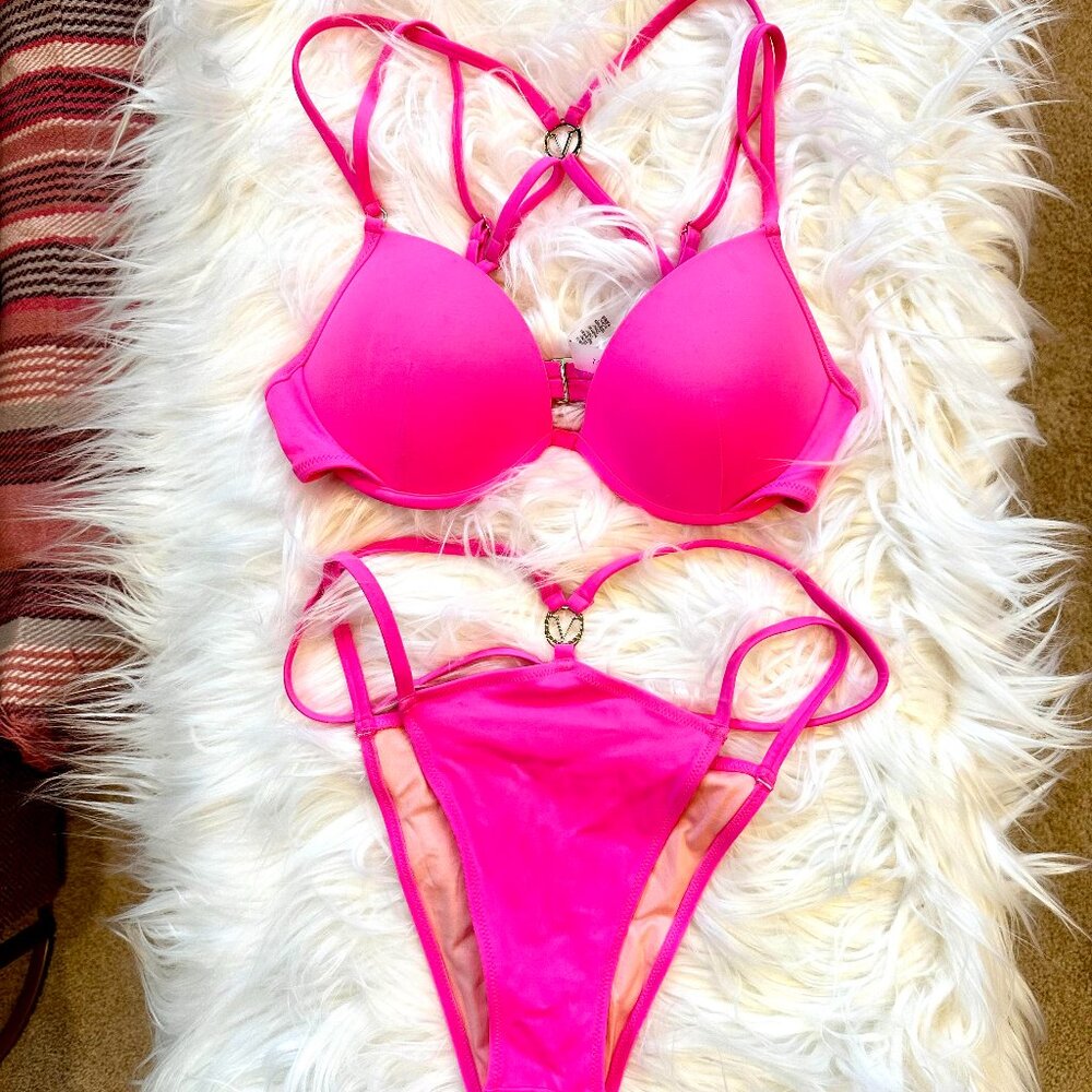 Victoria's Secret Strappy Racer Back Bikini - 34C | M